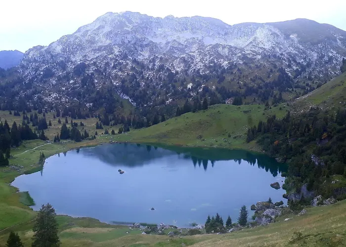 Mit Bergpanorama By Interhome